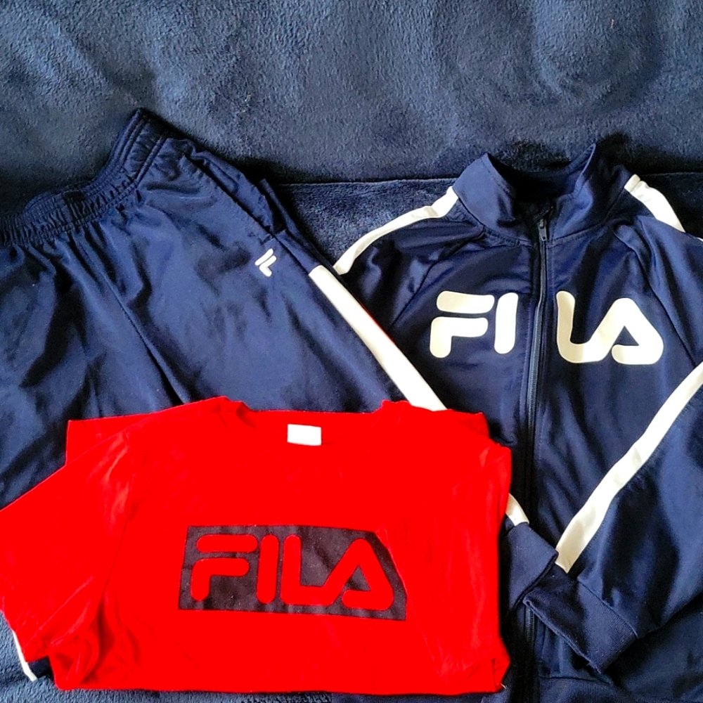 Fila boy's  3 piece set,sz 10